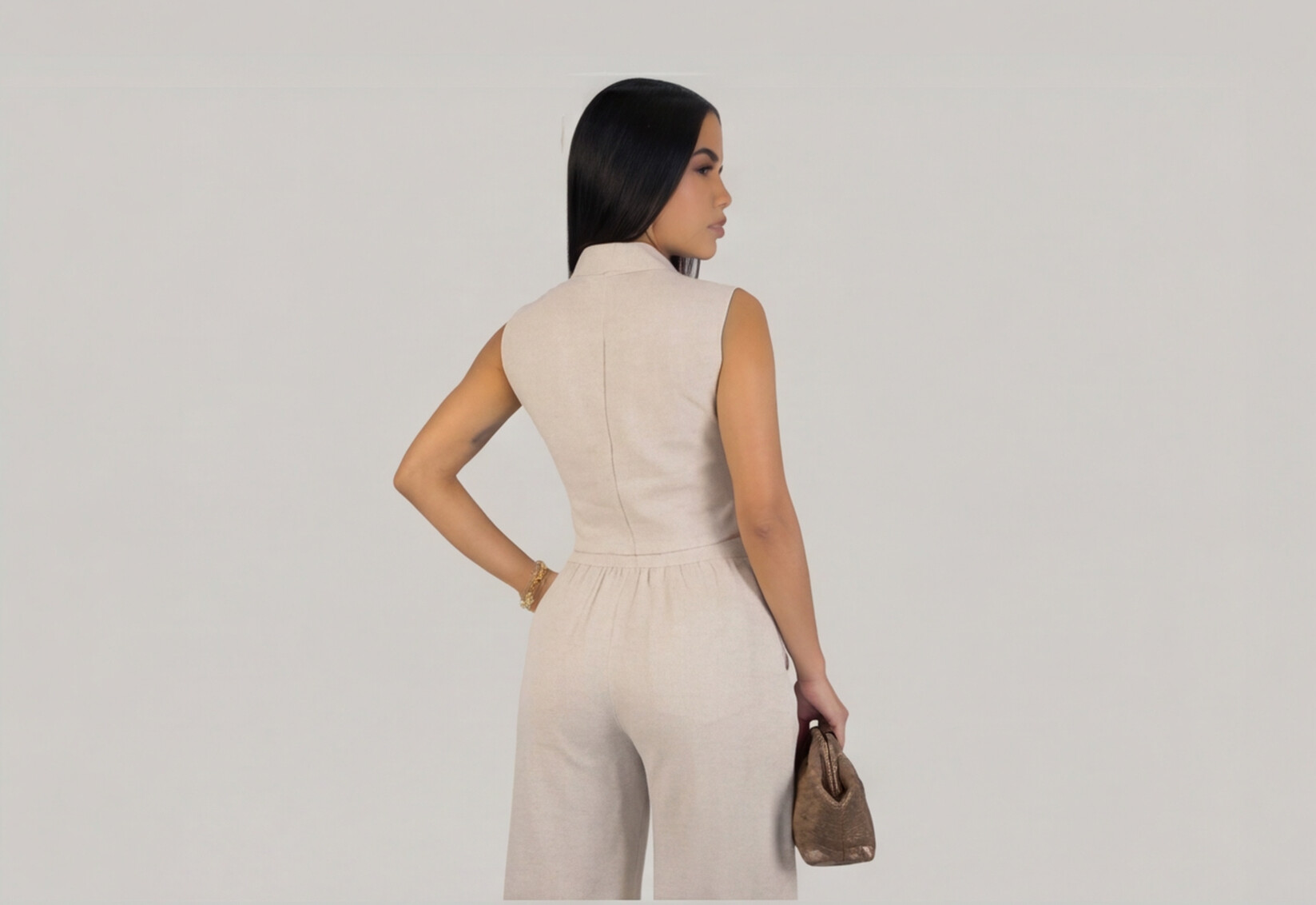 The Soft Power Linen Set - Image 3